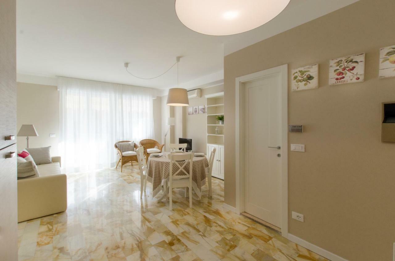 Dante 124 | Appartamenti A Riccione Exterior foto